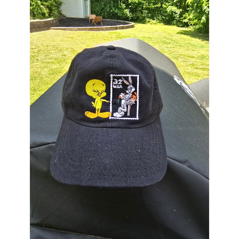 Vintage 1997 Looney Tunes Bugs Bunny Tweety Stamp Collection Snapback Hat Black